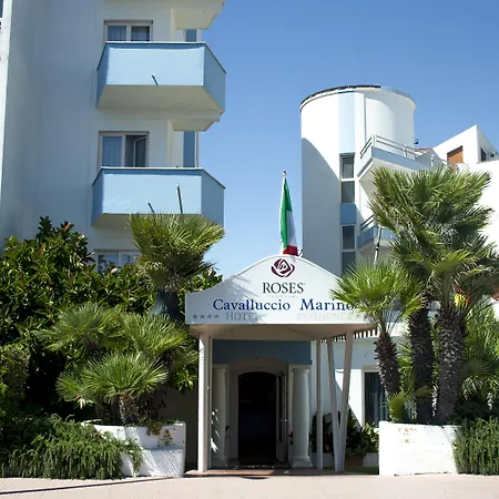 Cavalluccio Marino Aparthotel 4*