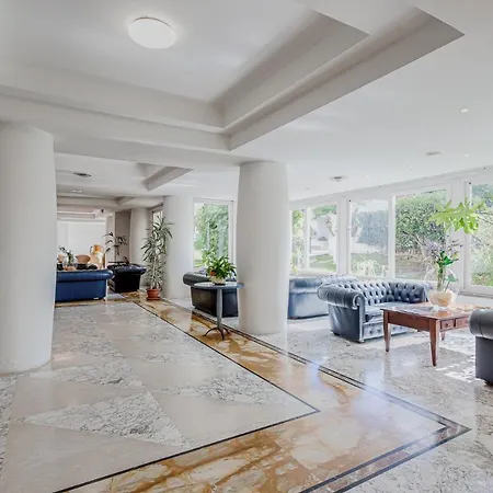 Aparthotel Cavalluccio Marino 4*