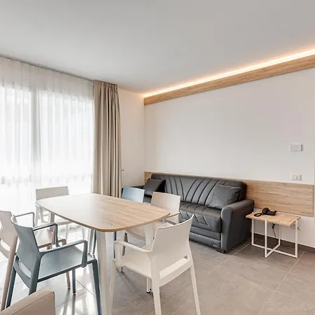 Aparthotel Cavalluccio Marino 4*