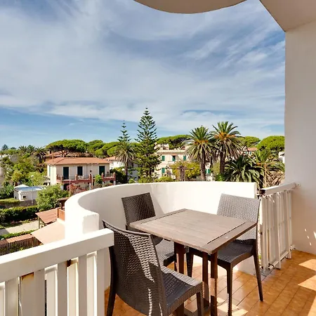 Aparthotel Cavalluccio Marino Santa Marinella