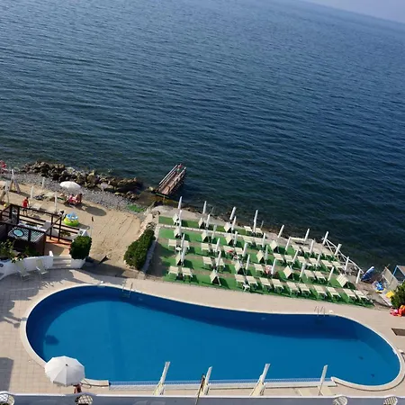 Aparthotel Cavalluccio Marino Santa Marinella